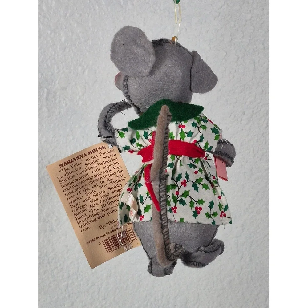 1982 Rennoc Santakins Marianna Mouse Poseable Felt Christmas Ornament Tag